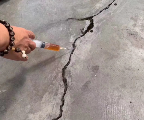 潮南混凝土裂缝修补技术详解​